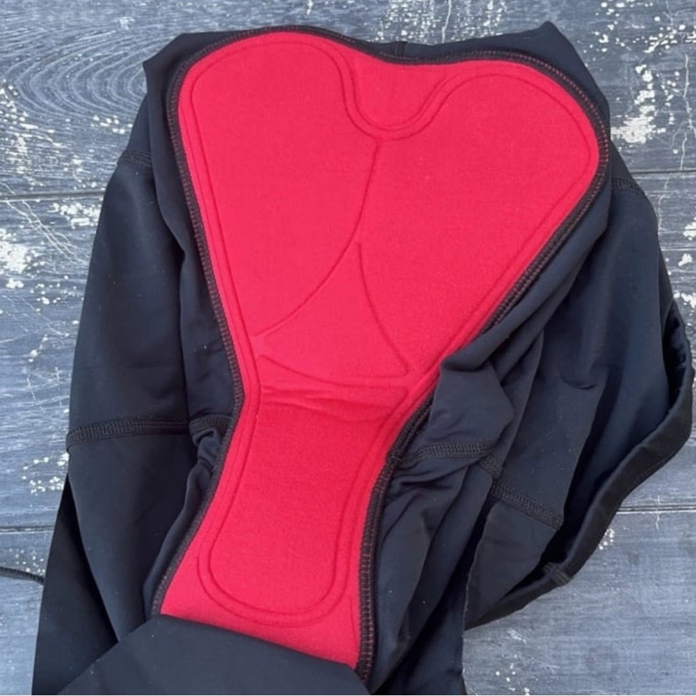 Synergy Padded Cycling Shorts Size L - Picture 7 of 7